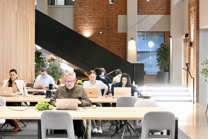 Discover the Flexibility of a Shared Office in Central