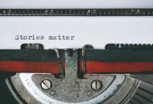 4254779093 draws online attention